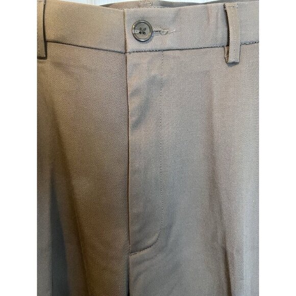 Haggar Premium Classic Fit Pants 38W X 34L No Iron Khaki Flat Front Grey HC10884 - Picture 7 of 15